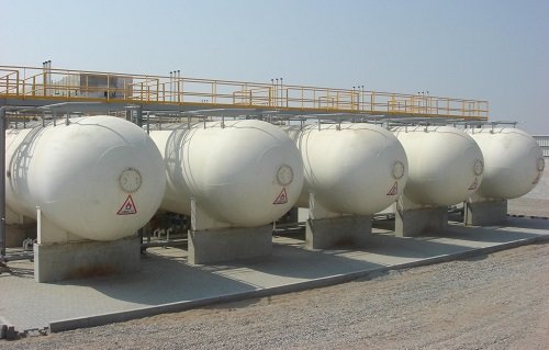 Petroleum gases